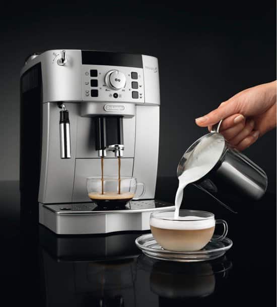 De’Longhi Magnifica S ECAM 22.110.SB opschuimer